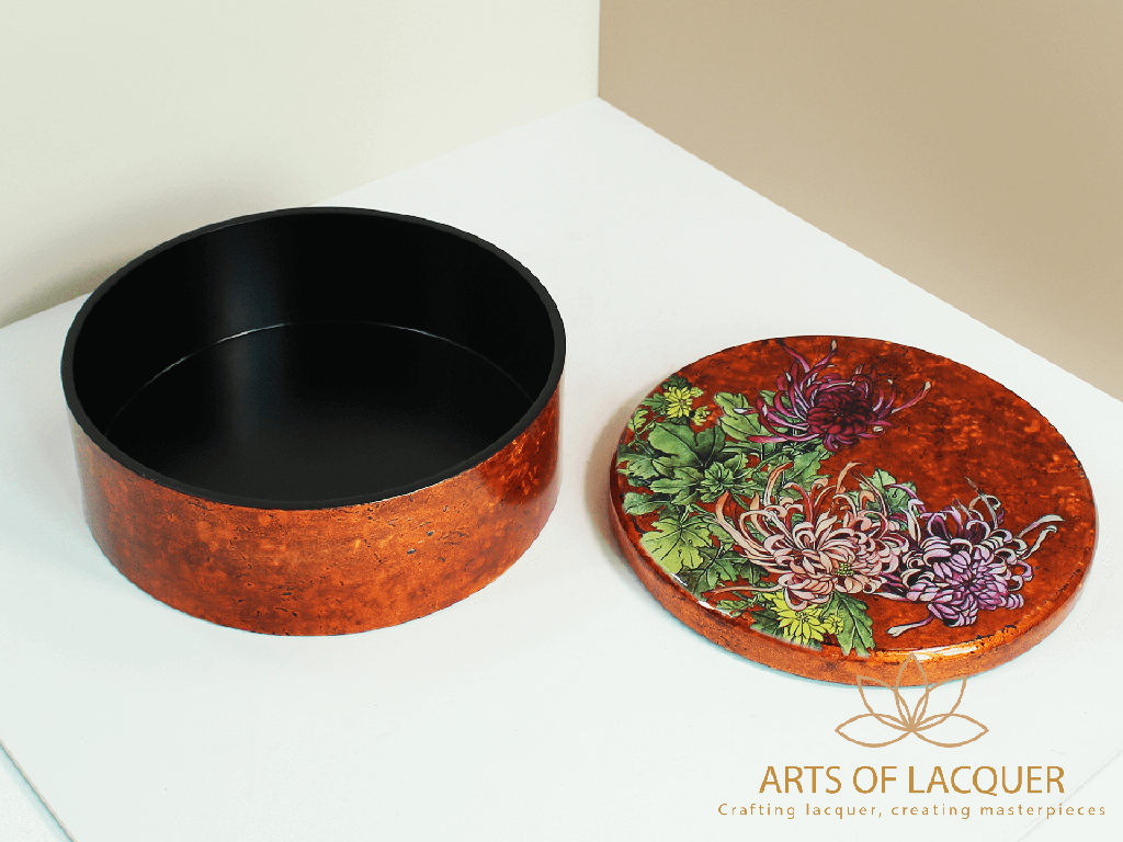 Chrysanthemum Lacquer Keepsake Box