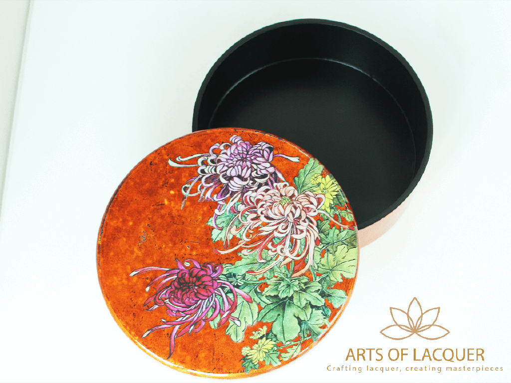 Chrysanthemum Lacquer Keepsake Box