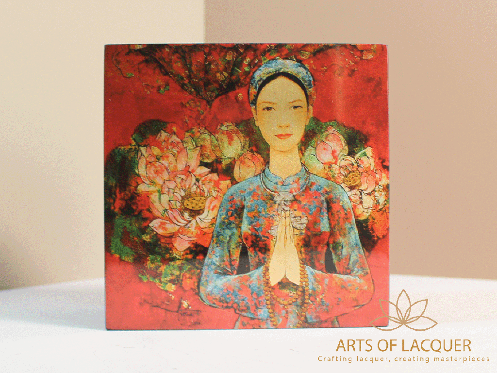 Chic Blossom Lacquered Wooden Jewelry Box