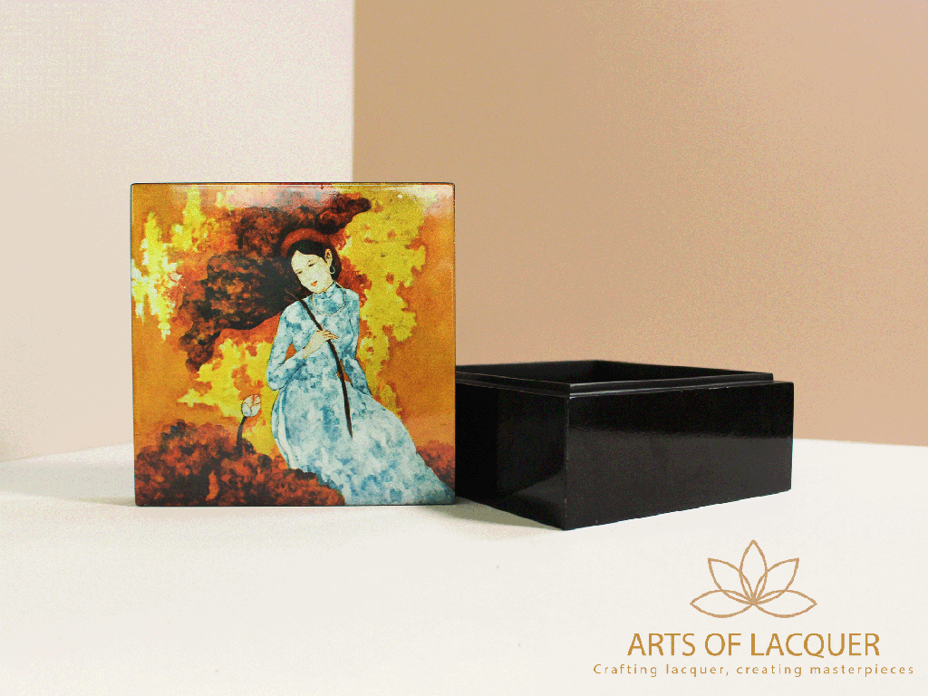 Traditional Ao Dai Lacquer Vintage Jewelry Box