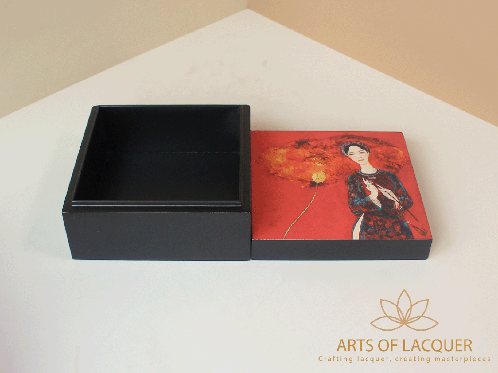 Vintage Elegance Lacquered Jewelry Box with Artistic Lady and Floral Motif