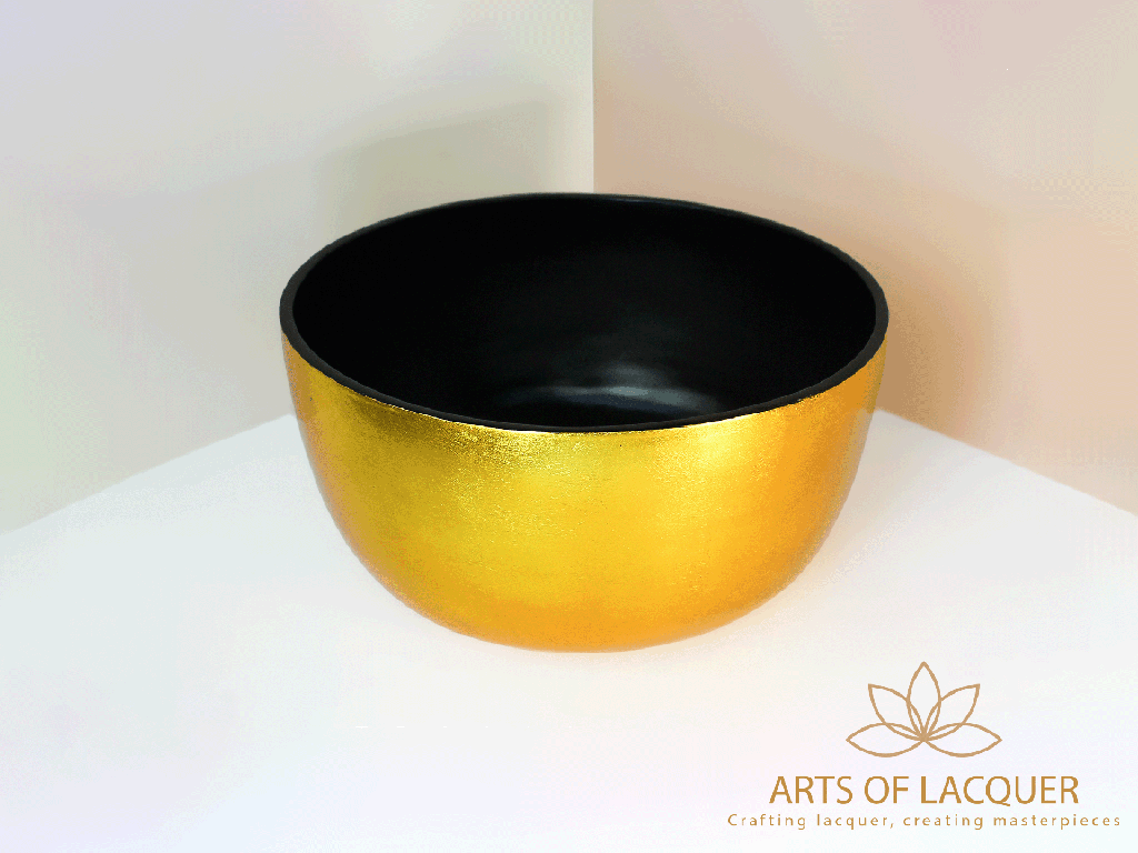 Luxury Golden Lacquer Bowl Set