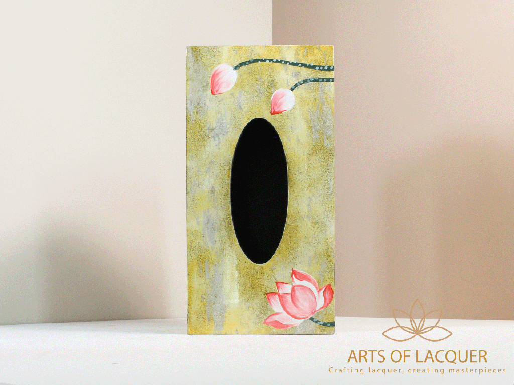 Lotus Flower Lacquer Tissue Box