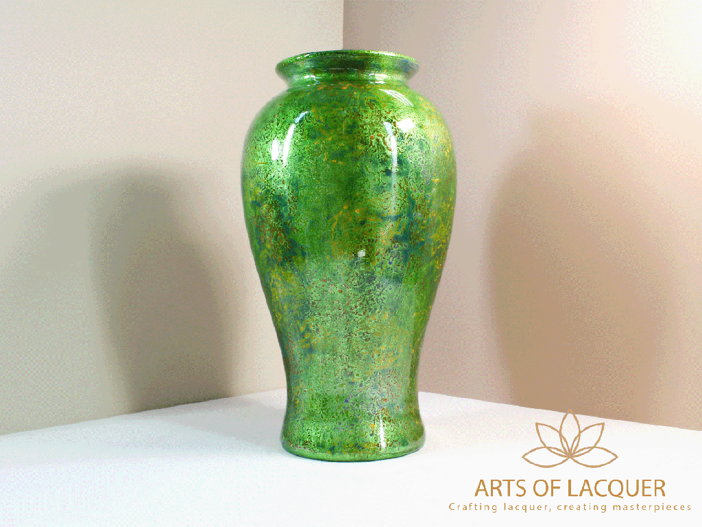 Handmade Emerald Lacquer Urn Vase