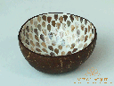 Lacquered Coconut Bowl in Teardrop Pearl Inlay