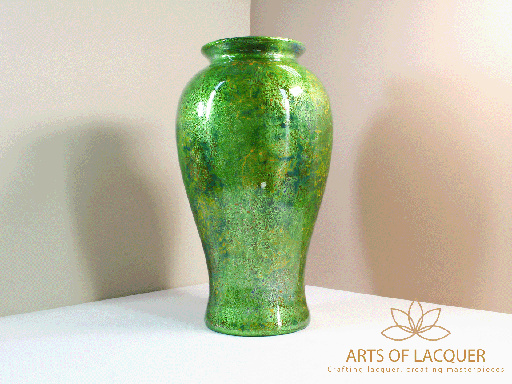 Handmade Emerald Lacquer Urn Vase