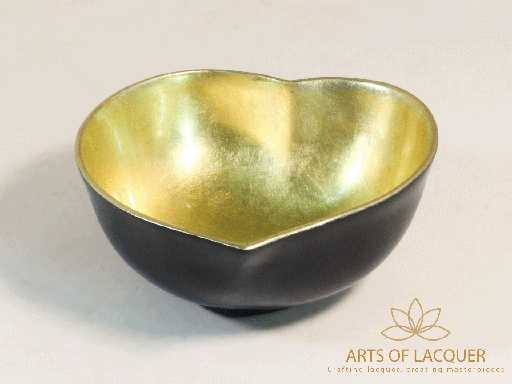 [AOL230022] Radiant Gold Heart Lacquer Bowl